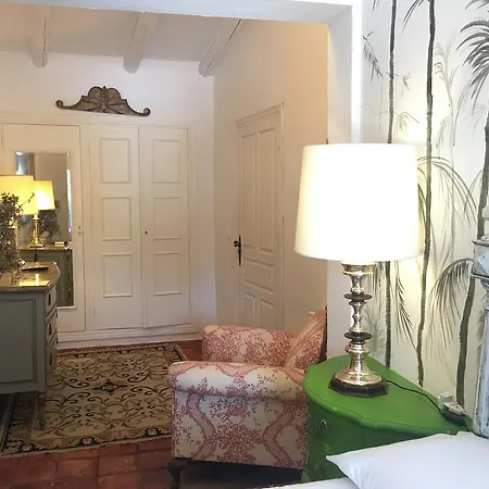 La Tierra Roja Casa de Férias