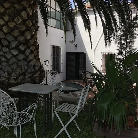 La Tierra Roja Holiday home Aliseda