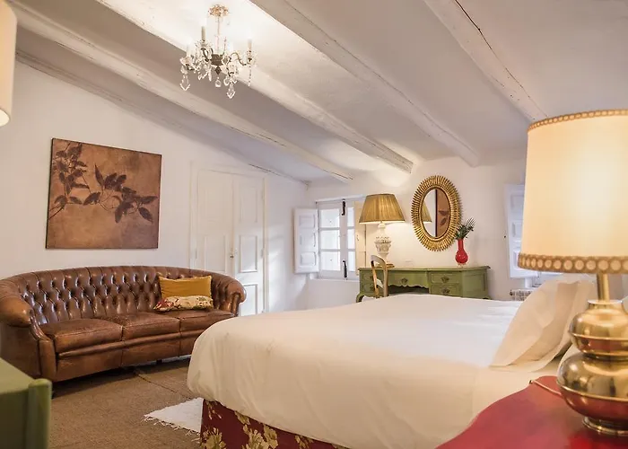 La Tierra Roja بيت للعطل Aliseda